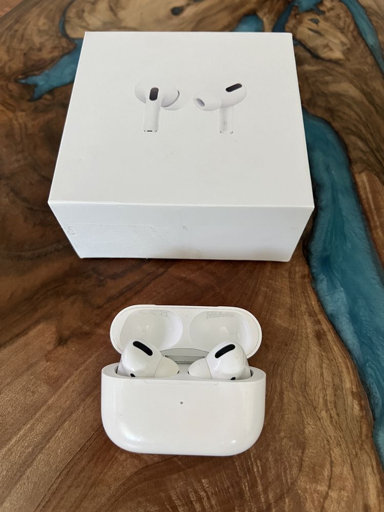 Airpods Pro full box + husa  carbon vetter