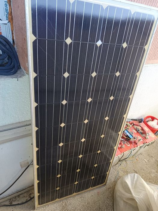 Vând 4 panouri solare