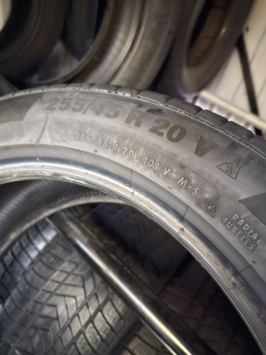 255 45 R 20 continental Iarna