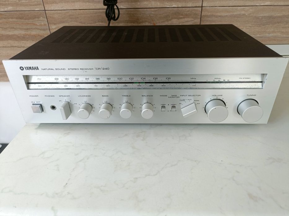Yamaha CR 240, amplificator, amplituner vintage made in Japan