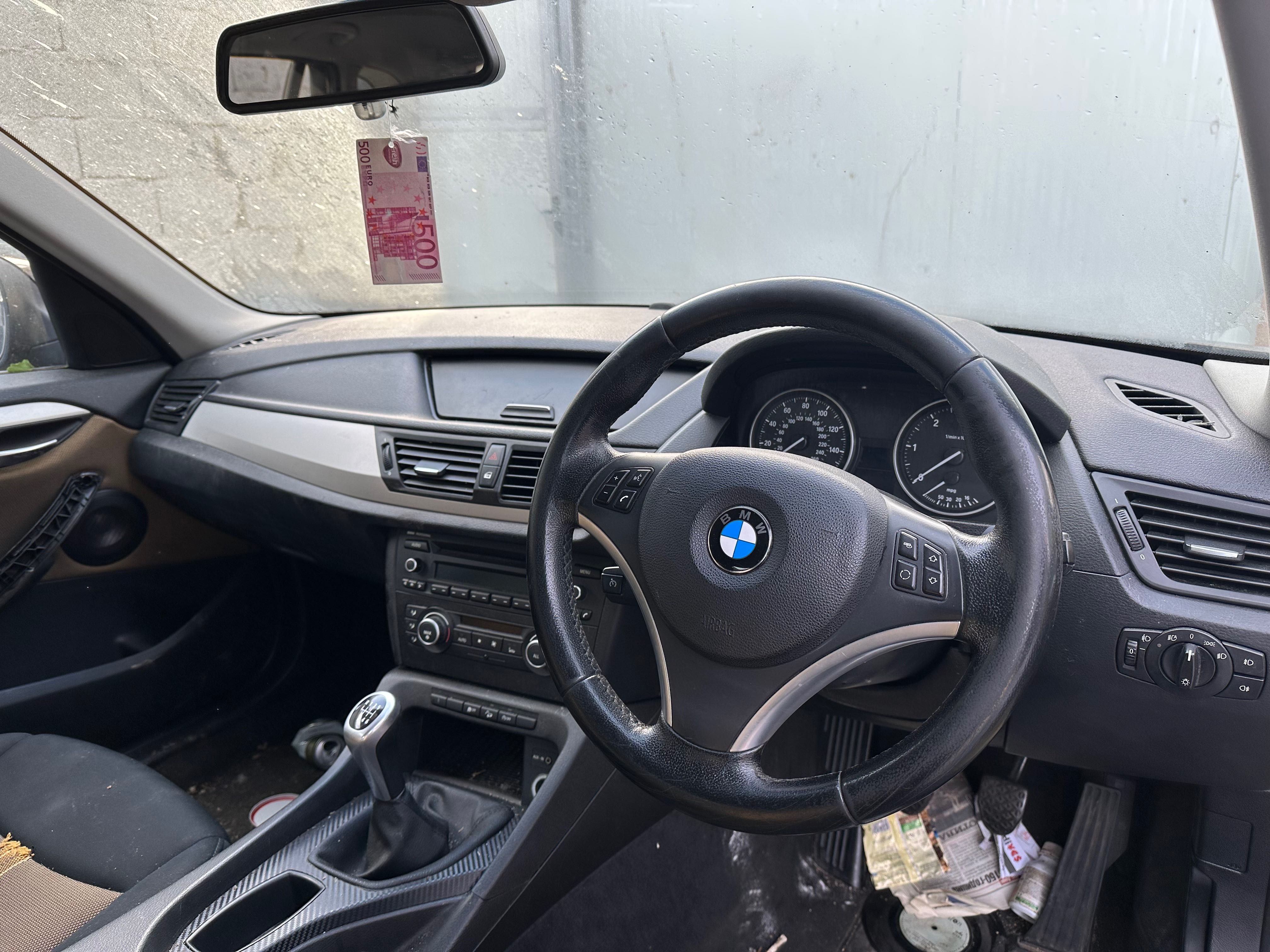 Bmw x1 2.0xd на части