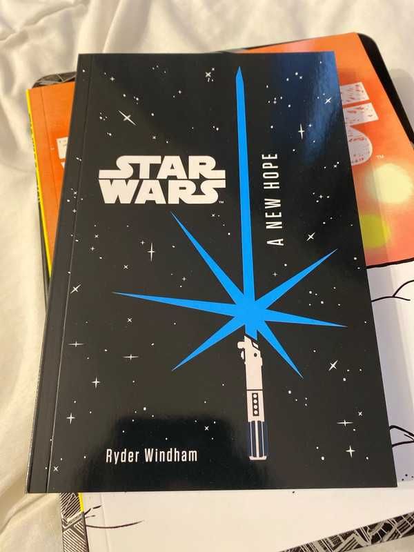 Cutie metalica Star Wars - A new hope book + doodlebook in engleza