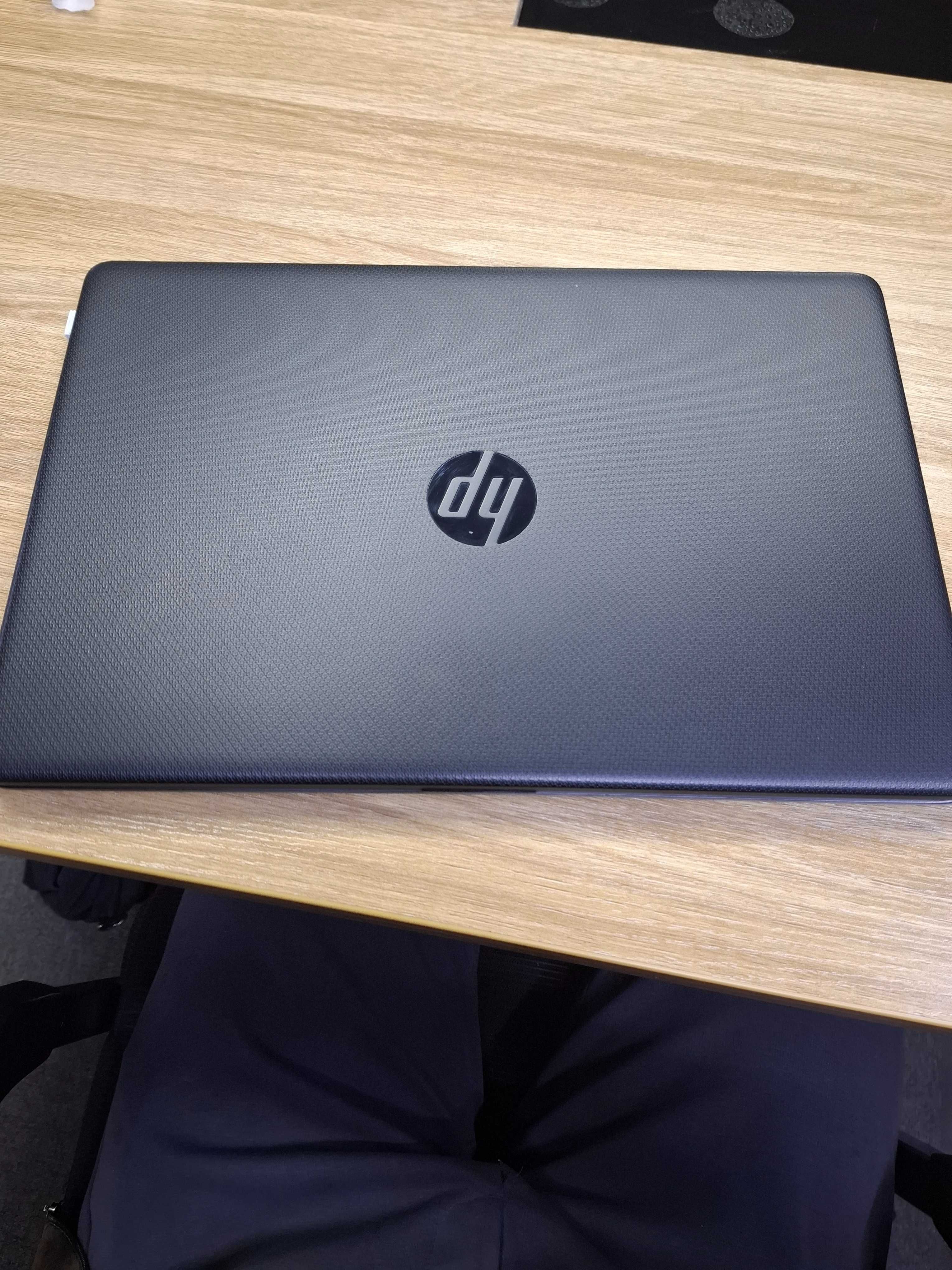 hp laptop 15s-fq5xxx