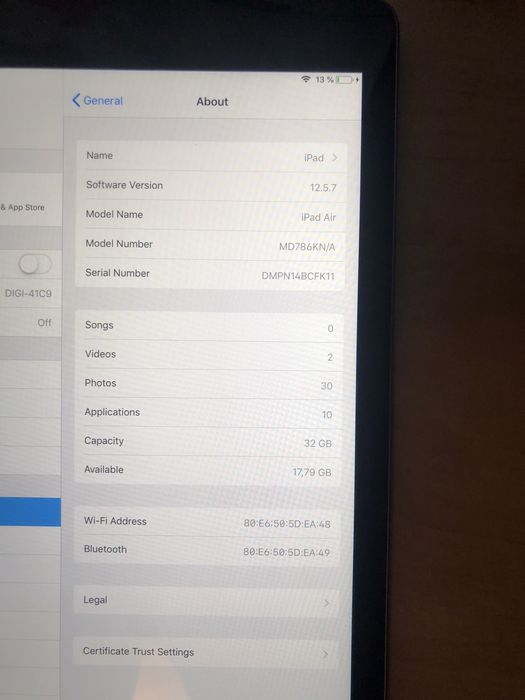 Vand/Schimb PSP E1004 cu fifa si IPad Air