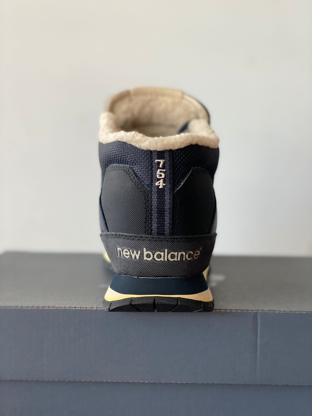 Новые кроссовки NB New Balance