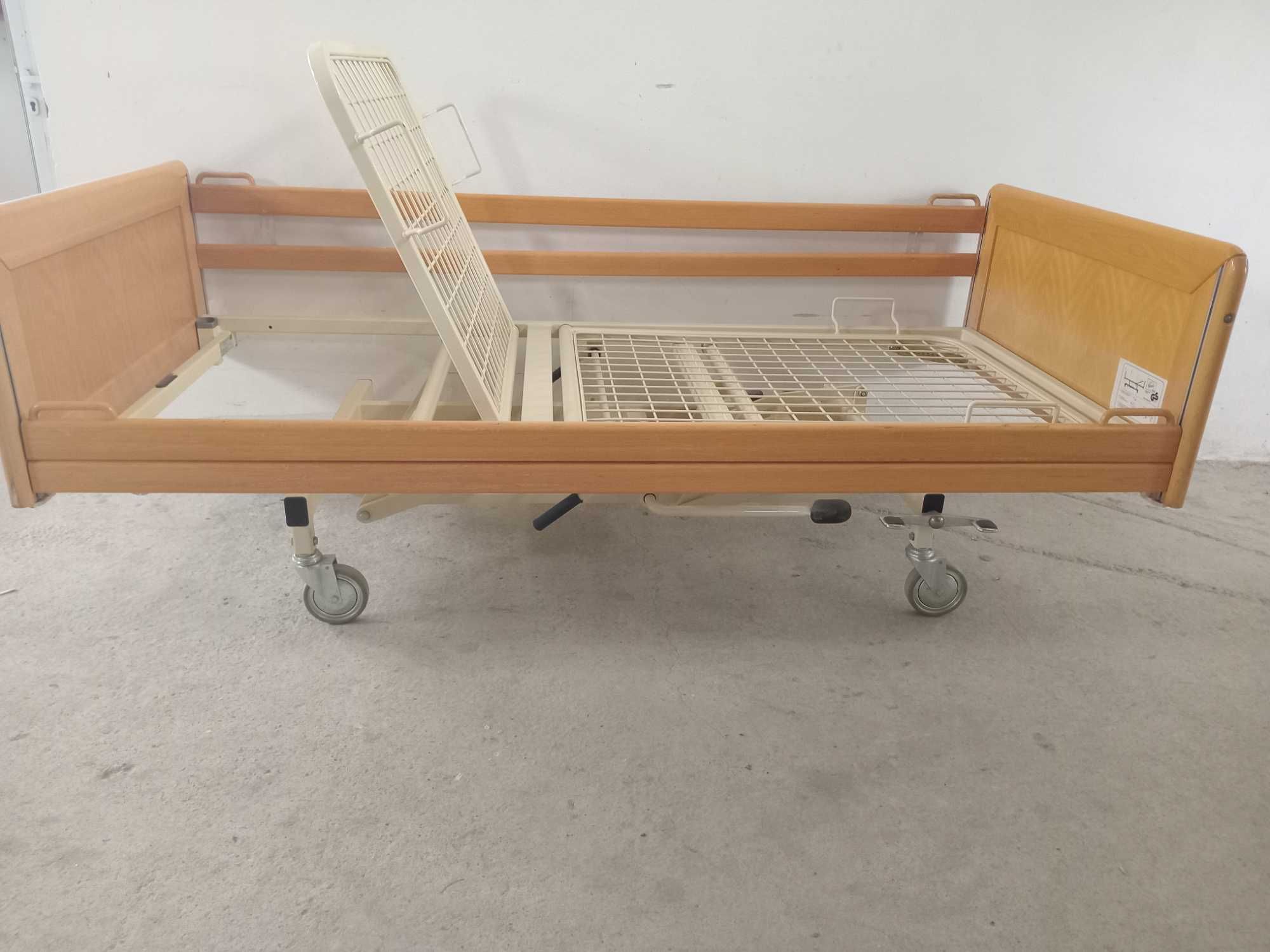 Pat spital pat ingrijire persoane dizabilități