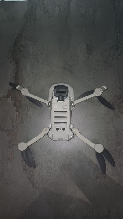 Drona DJI Mavic Mini 2 se Fly More Combo