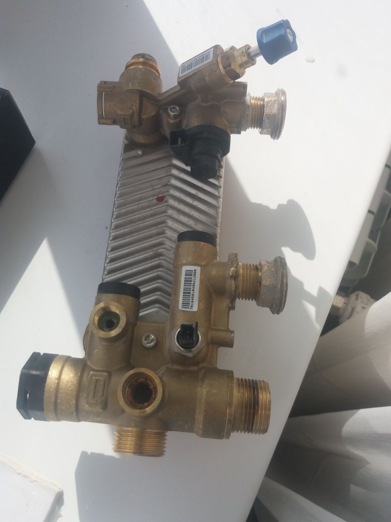 Теплообменник 2ой от котла Viessmann vitopend 100 с жк дисплеем