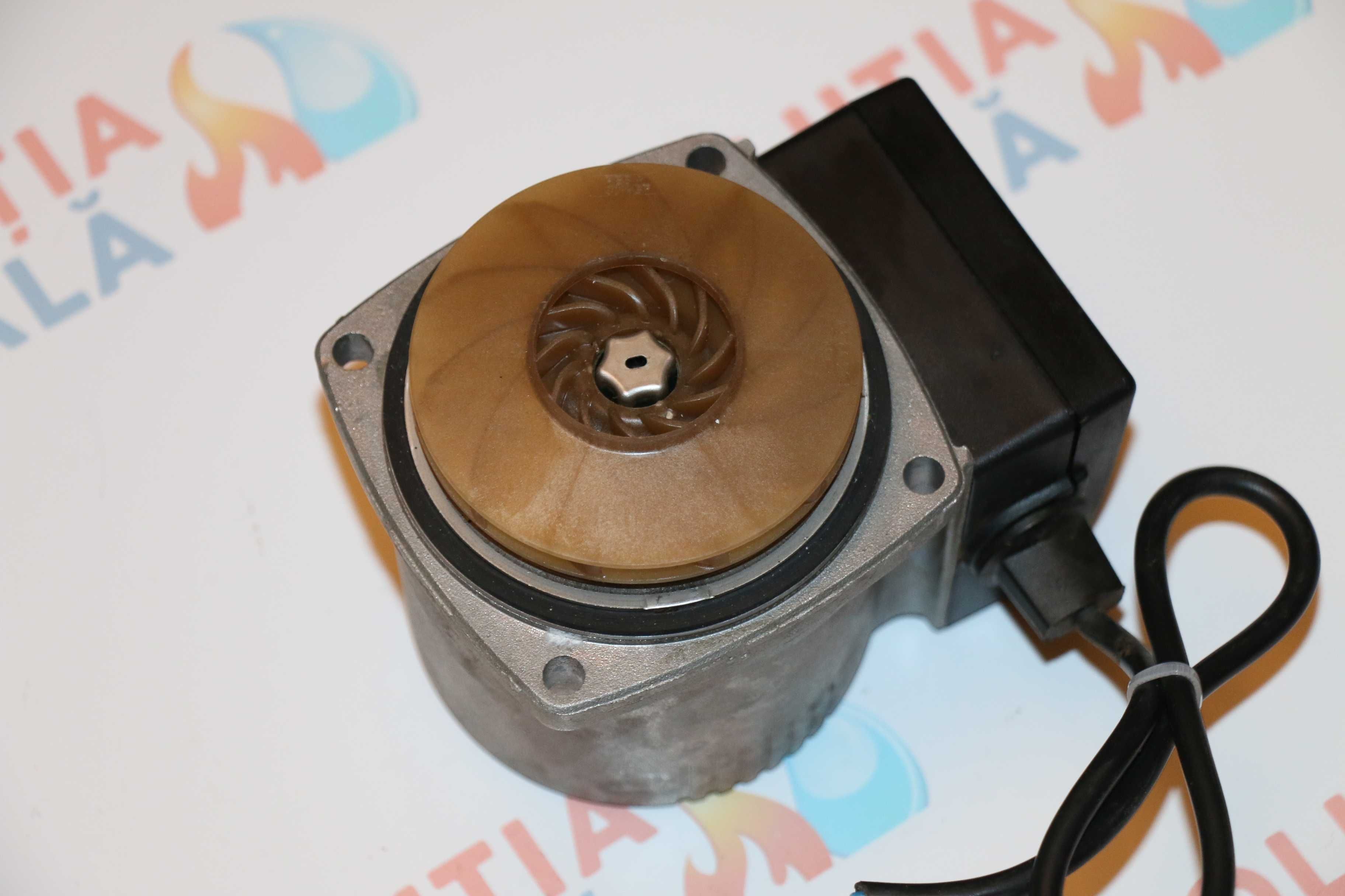 Pompa Grundfos Vaillant VPAL-5/2M centrala termica Vaillant