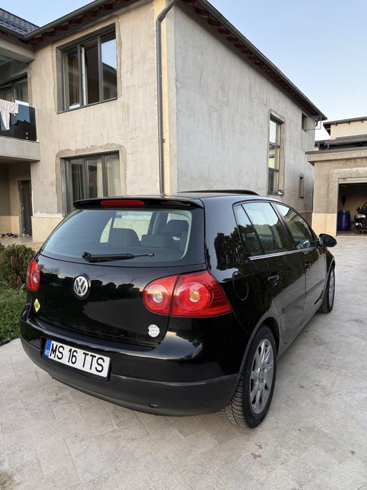 Vand/schimb Golf 5 1.6 FSI 6+1 Trapa  sport line trapa incalzite