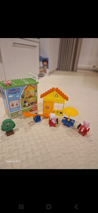 Lego casuta si  gradina Peppa Pig