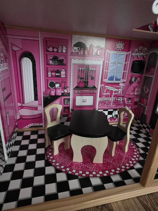 Vând casă de păpuși Amelia