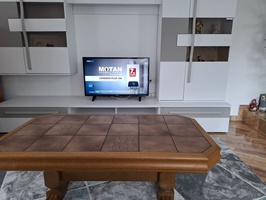 Vând masa din stejar