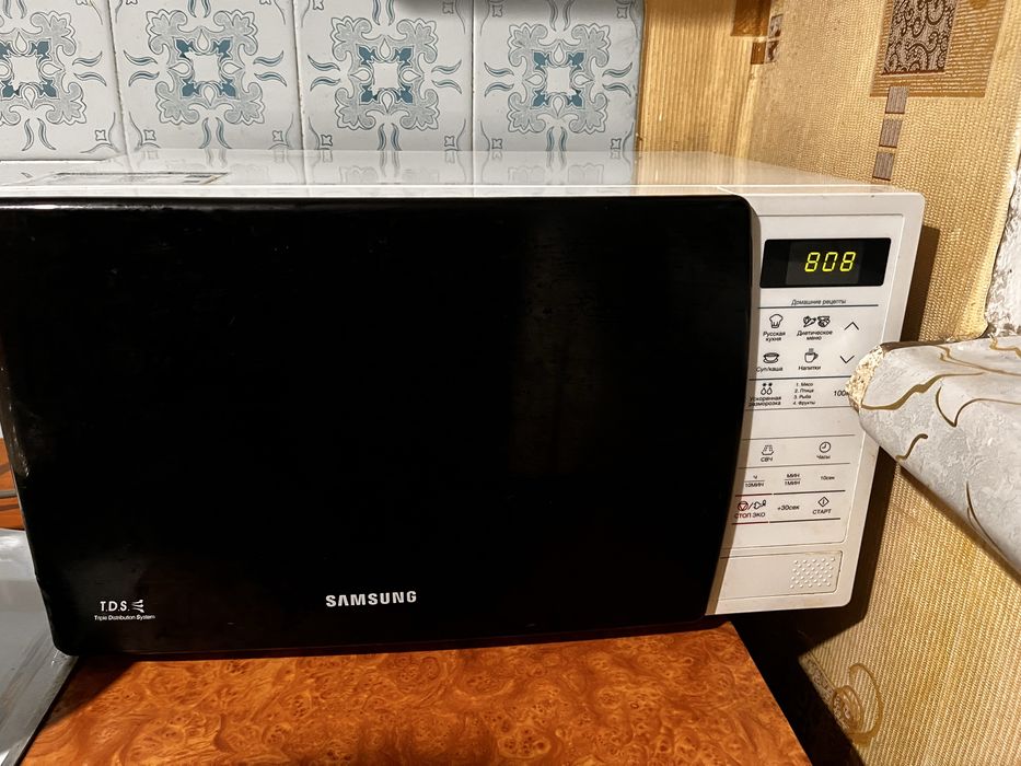 Микроволновая печь Самсунг