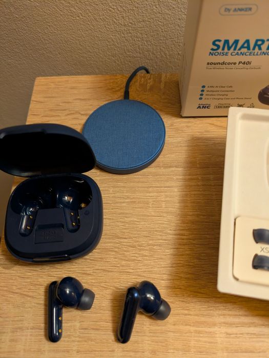 Căști Anker Soundcore P40I+Încărcător Wireless Anker