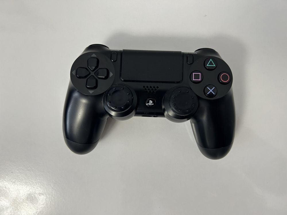 Consola PS4 , 500 Gb