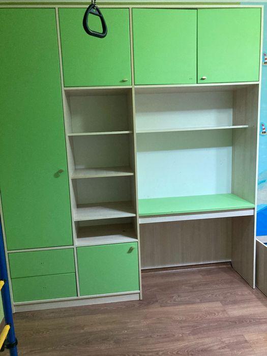 Продаю детский шкаф
