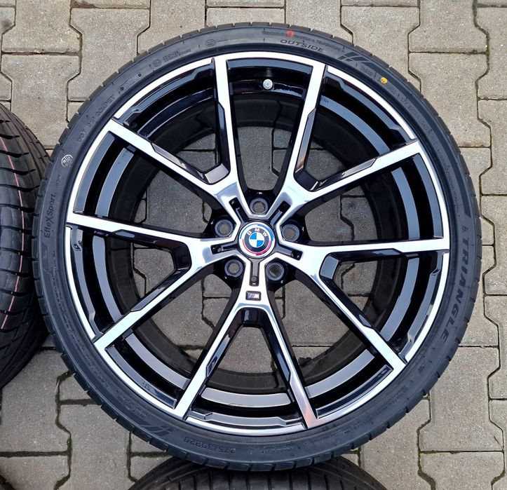 Jante BMW M pe 2.0 anvelope NOI 8 G14 G15 5 G30 Diamond Cut roti jenti