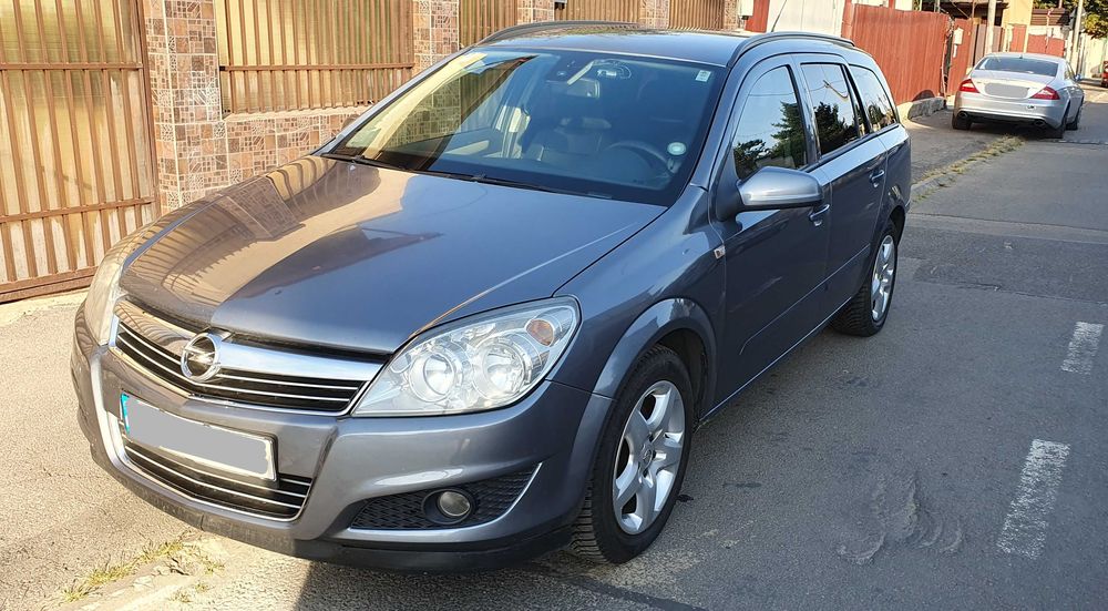 Vând Opel Astra H 1.7 CDTI