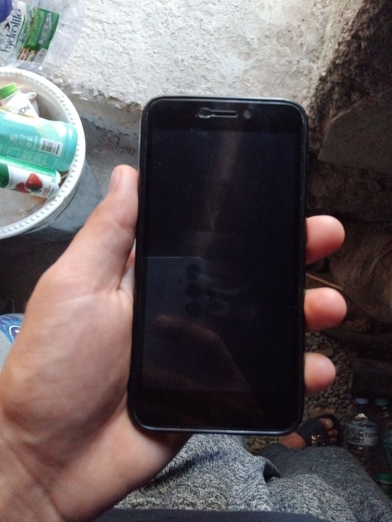 Redmi4x pamiti 16 gb
