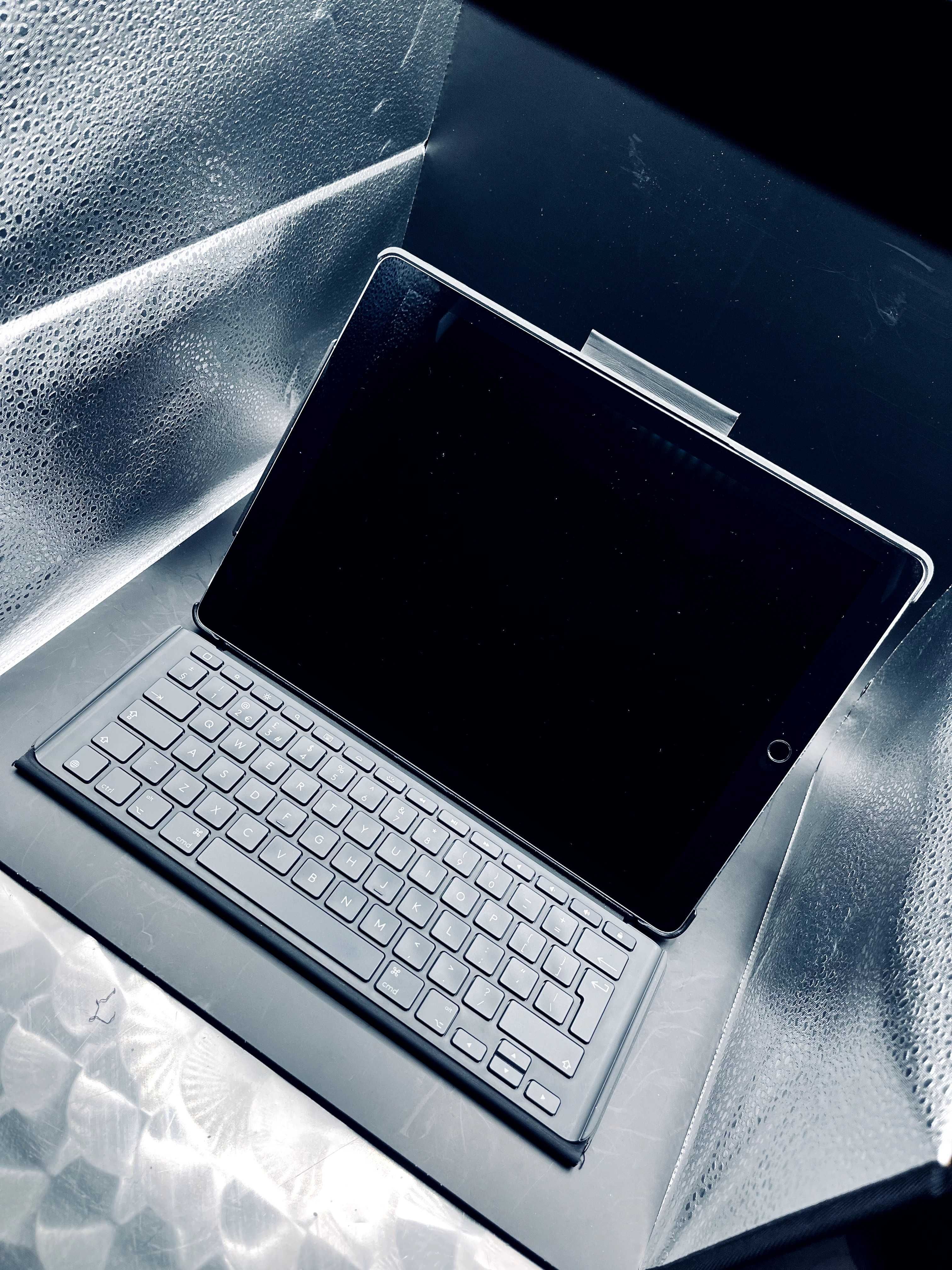 Apple iPad Pro 2 Gen 12.9" A1671 256 GB 2108 Wi-Fi-4G LoGi Клавиатура