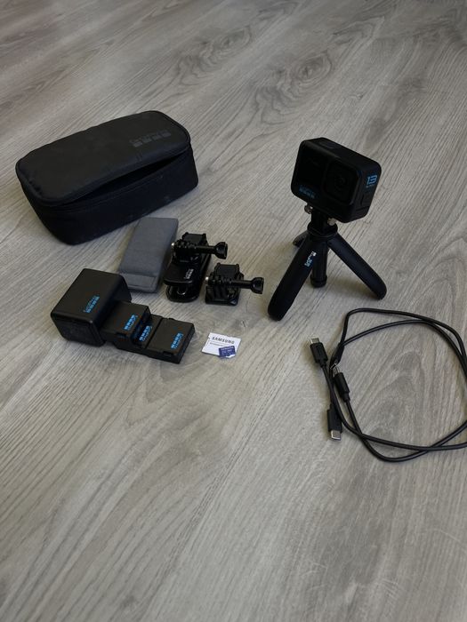 Gopro 13 Black cu accesorii