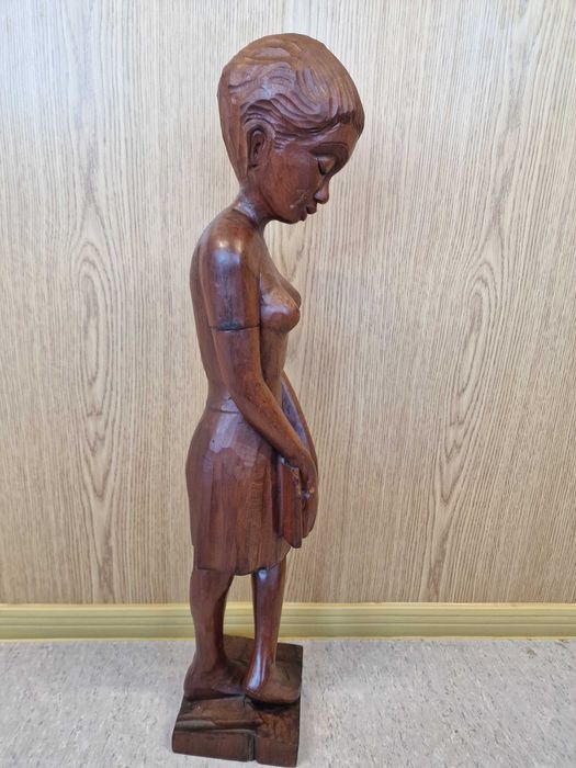 Статуетка дърворезба 69 см.