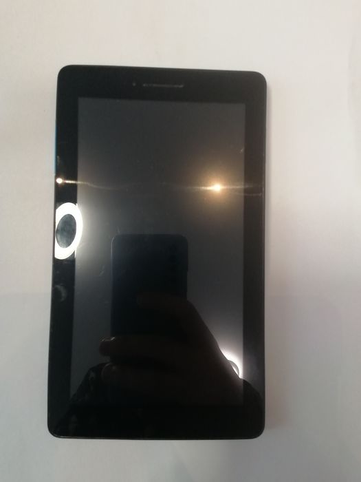 Tableta Lenovo E7 TB-7104l