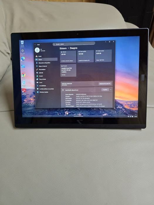 Tableta Lenovo X1, display 2k