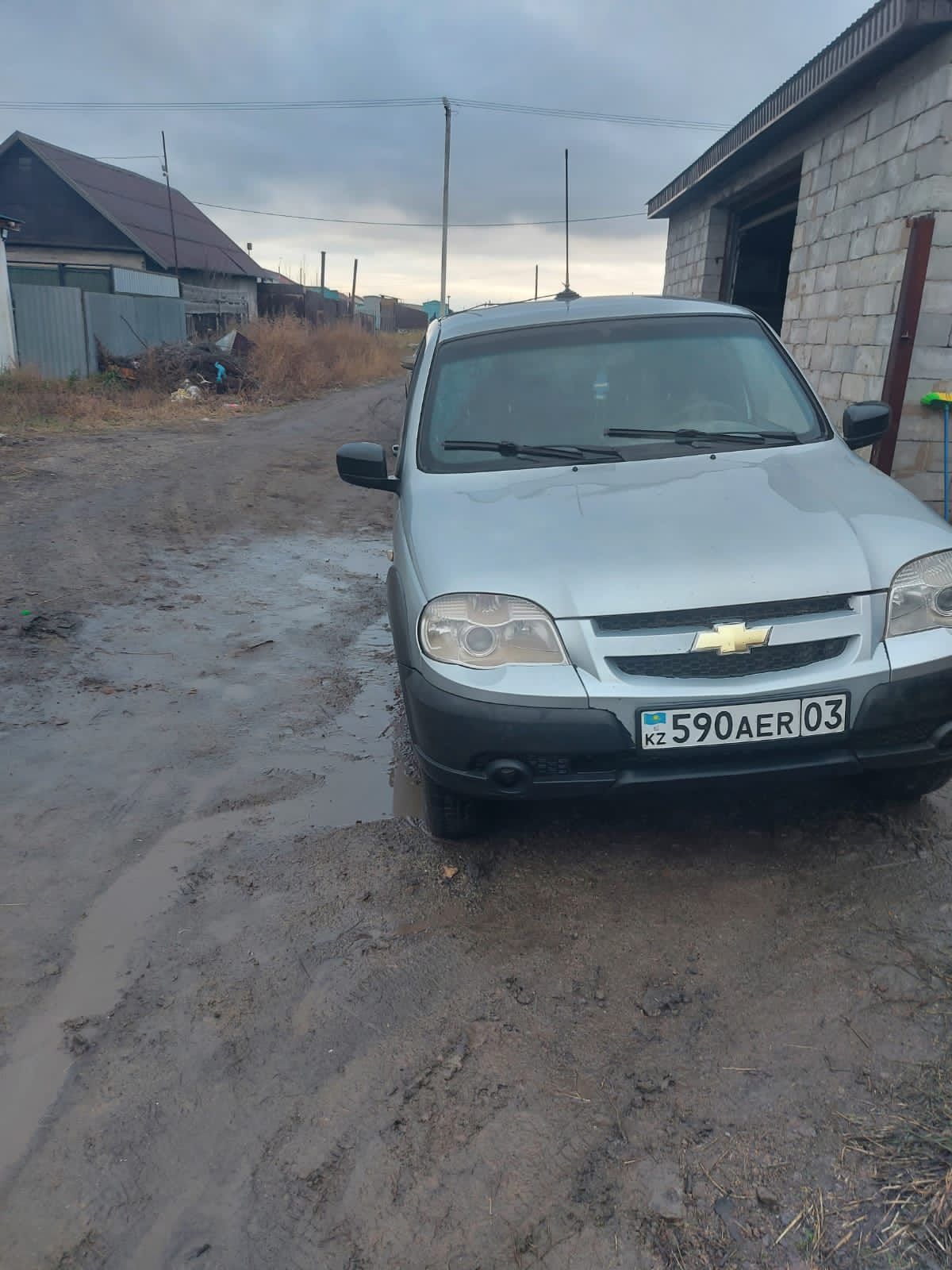 Продам ниву Chevrolet