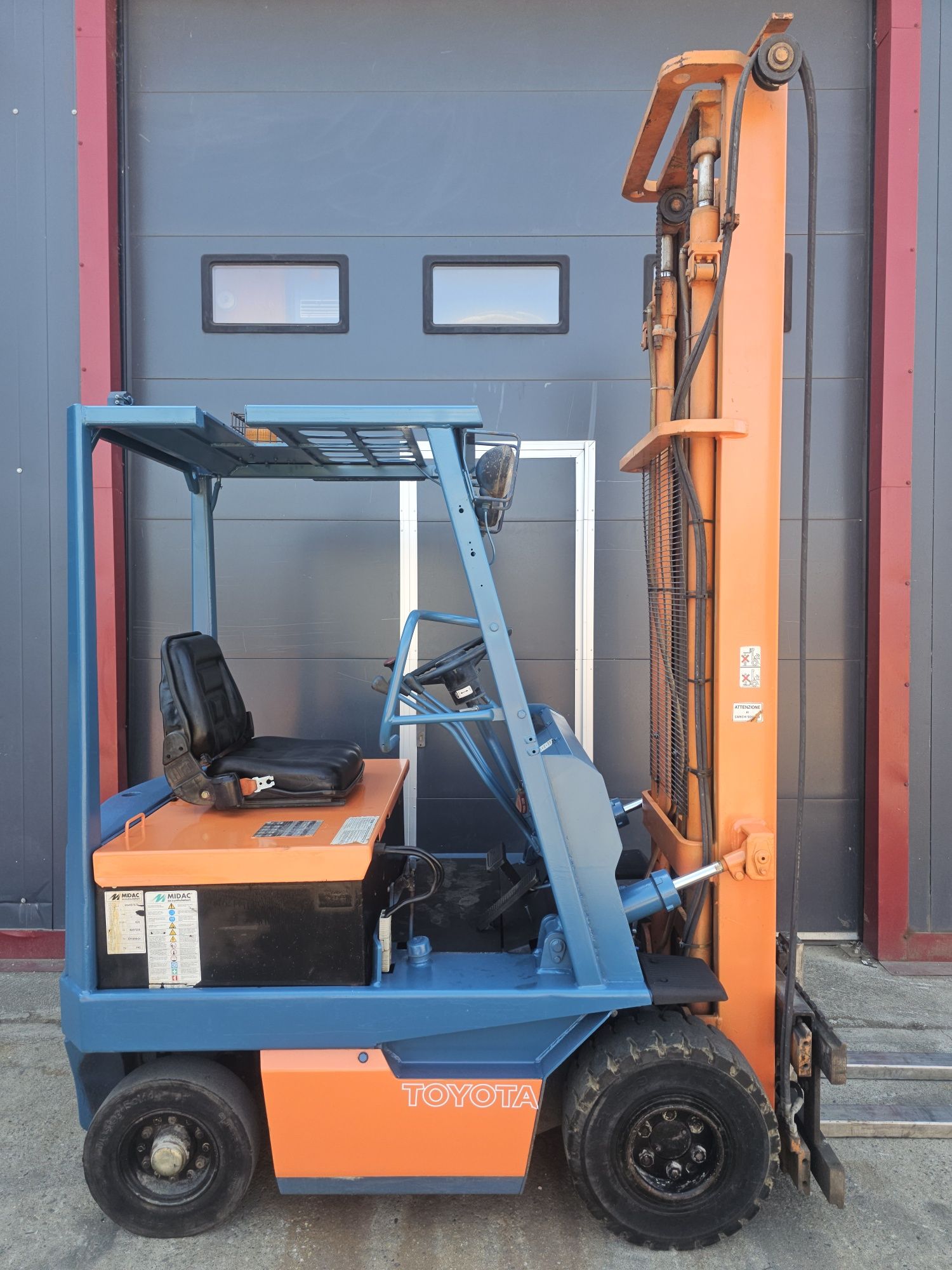 Stivuitor , electrostivuitor TOYOTA 1.5T