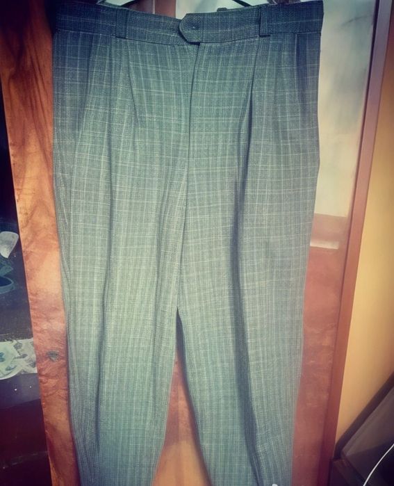 Продам брюки в стиле 90 х. Для Ретро вечеринок.Цена окончательная