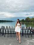 Официална бяла рокля