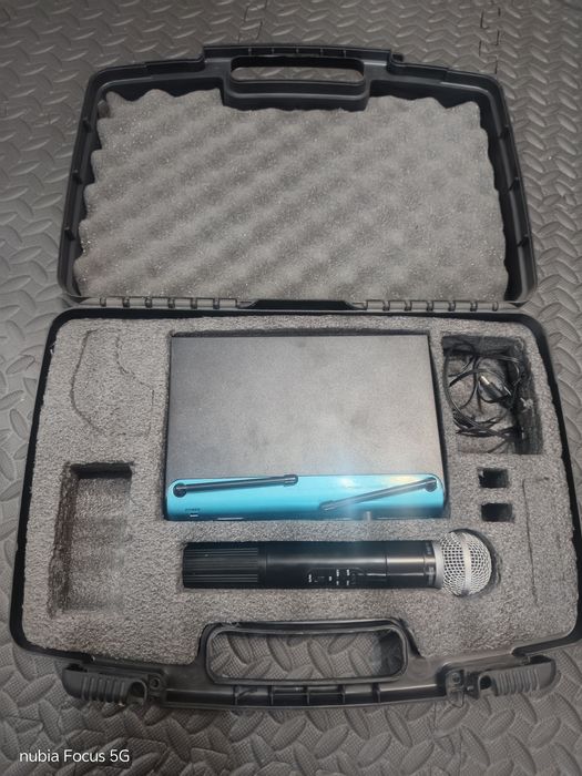 Кабеля, микрофоны, и т.д