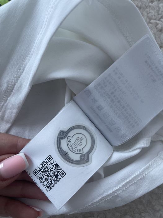 Тениска Moncler НОВА С ЕТИКЕТ
