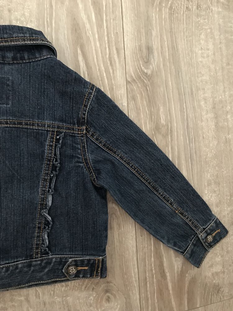 Jacheta jeans cu volănașe pt.3 ani