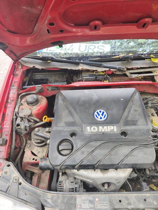 Volkswagen Polo 1.0 (anul 2000)