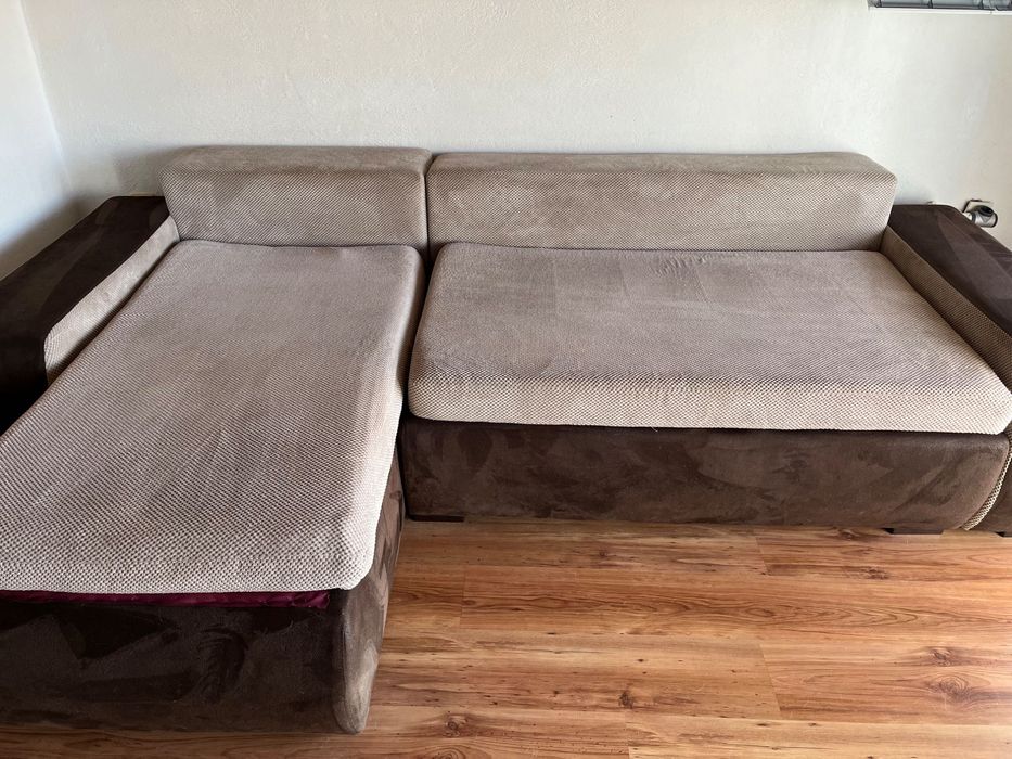 Разтегателен диван