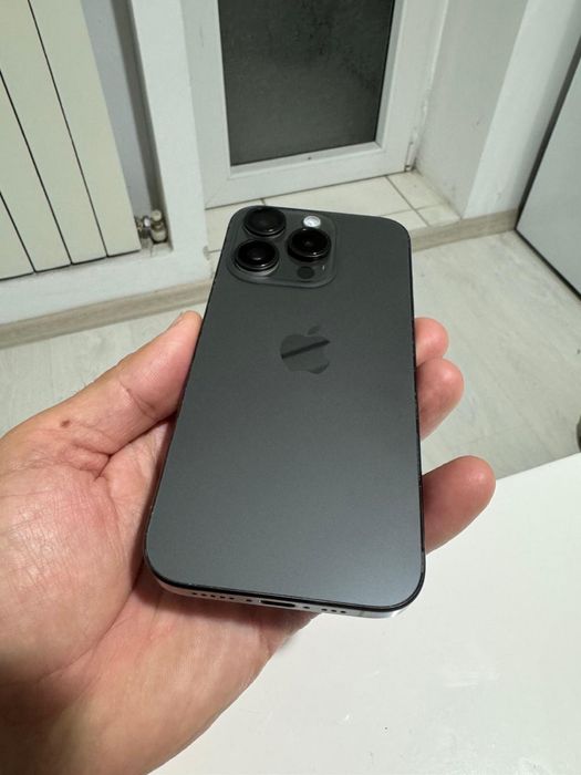 Iphone 15 PRO baterie 90% impecabil