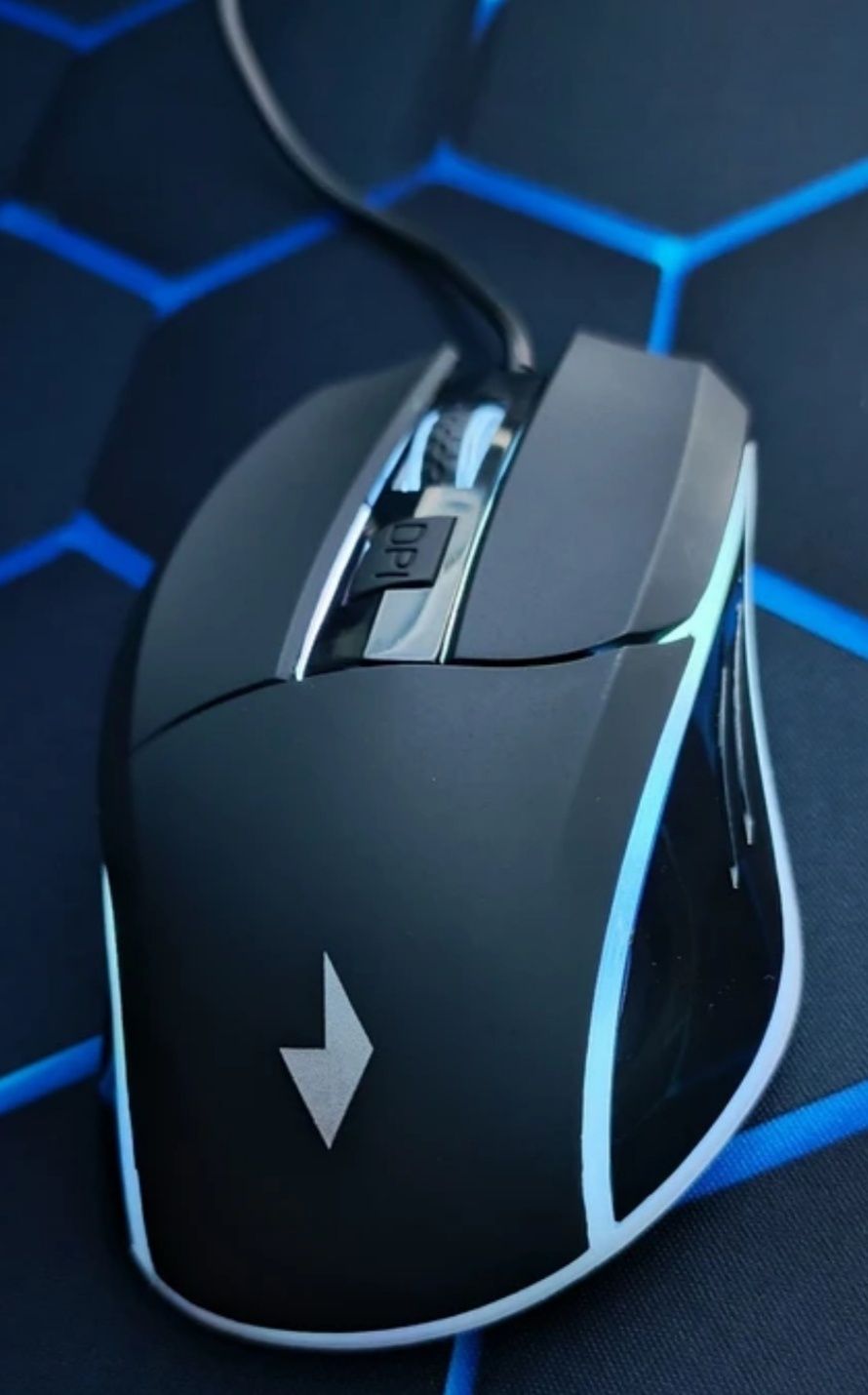 Продам мышь игровую