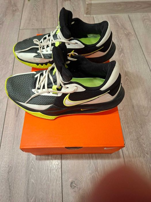 Мъжки маратонки Nike.