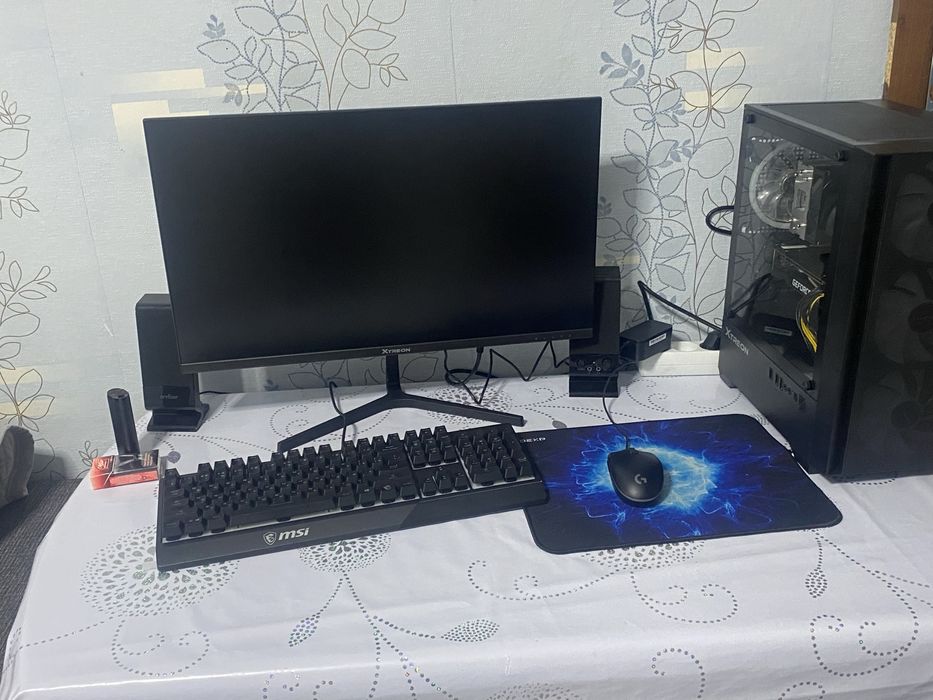 Компьтер со всеми комплектующими