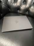 MacBook Pro 14-inch/ M4 / 16 Gb RAM / 1 TB / Black / Ca nou