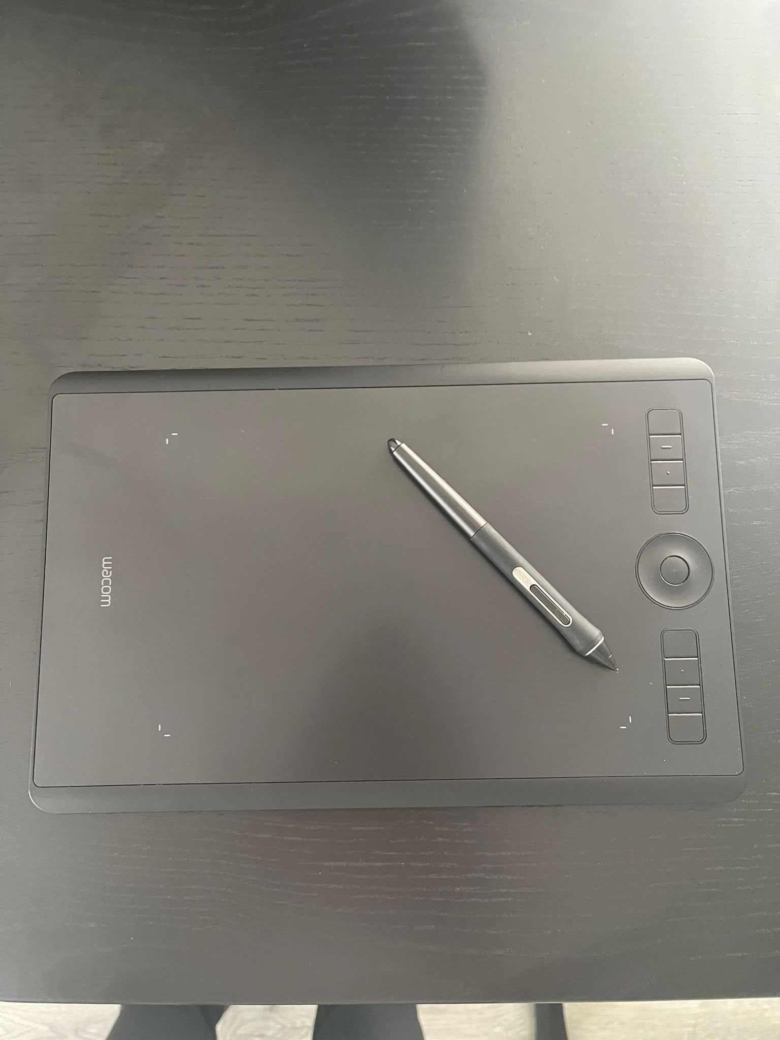 Tableta grafica Wacom Intuos Pro M, North