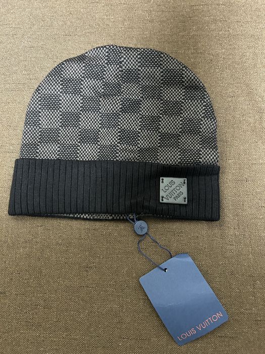 Caciula Louis Vuitton