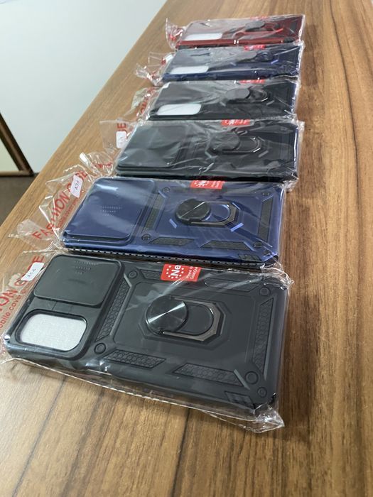 Huse de protecție rezistente cu inel suport și protecție pentru camere