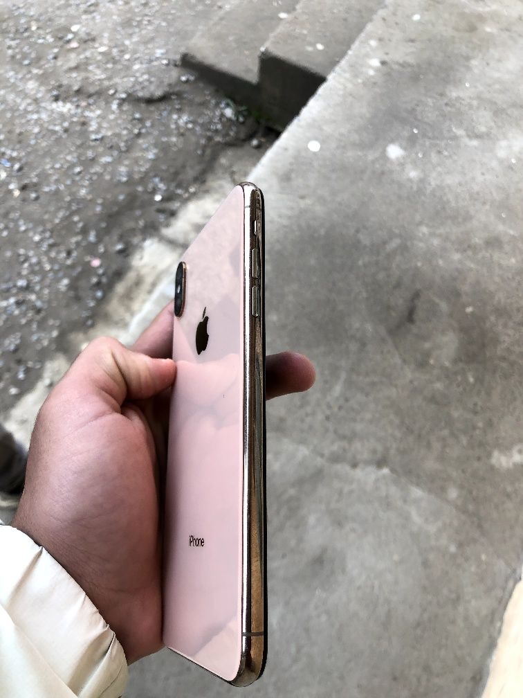 Iphone xs max 64