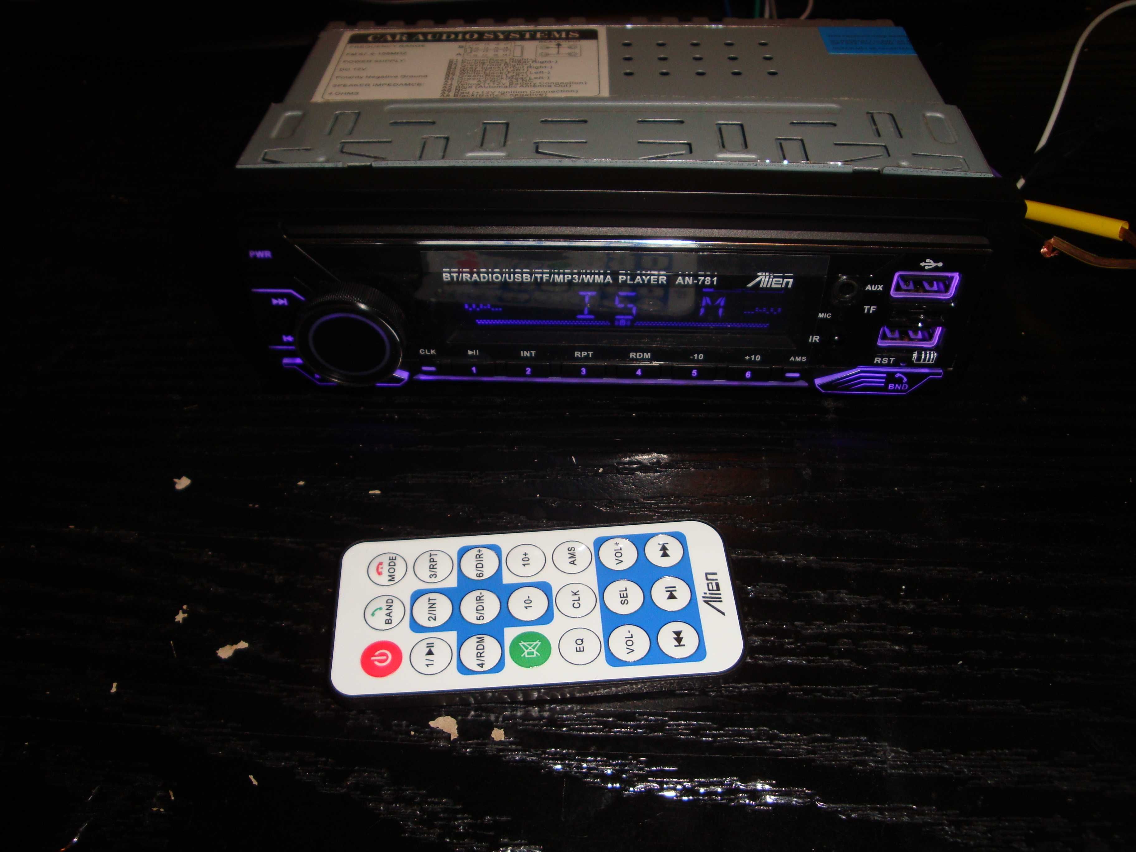 CD Player mp3 USB bluetooth SD Card AUX Radio FM AM telecomanda