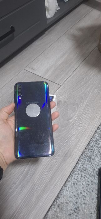 Vând telefon samsung A70