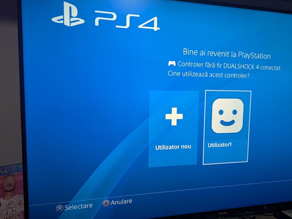 Ps4 slim 2manete 3jocuri
